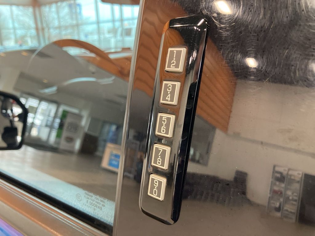 Thumbnail: 2019 Ford F-150 - 19