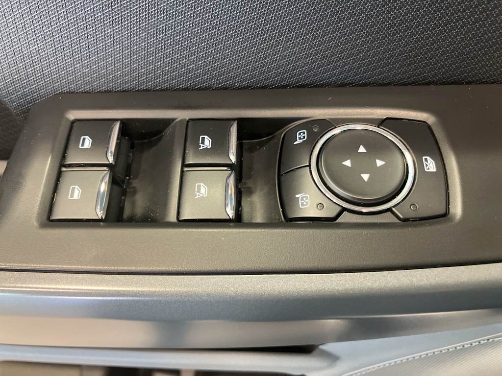 Thumbnail: 2023 Ford F-150 - 17