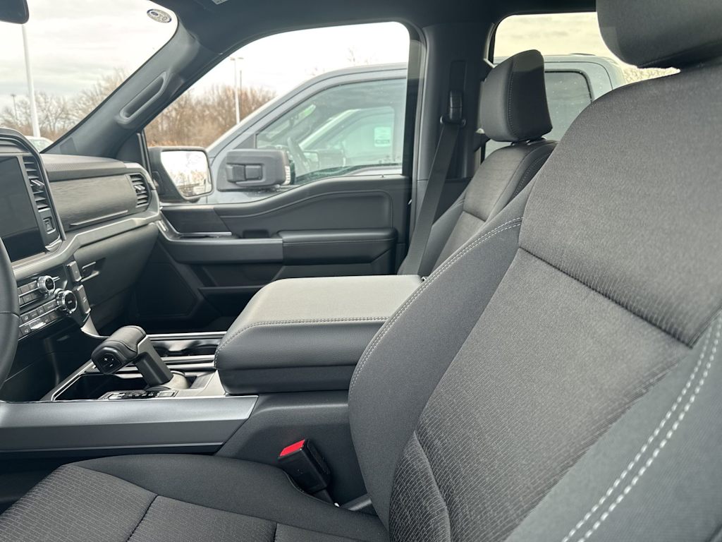 Thumbnail: 2026 Ford F-150 - 5