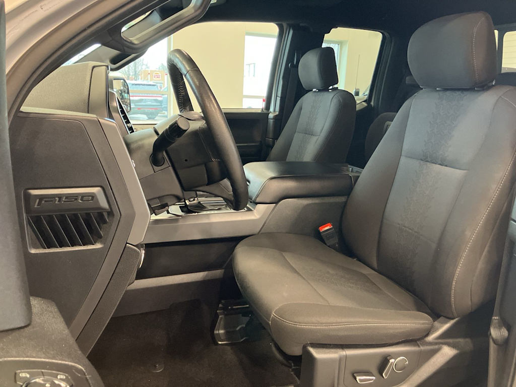 Thumbnail: 2018 Ford F-150 - 10