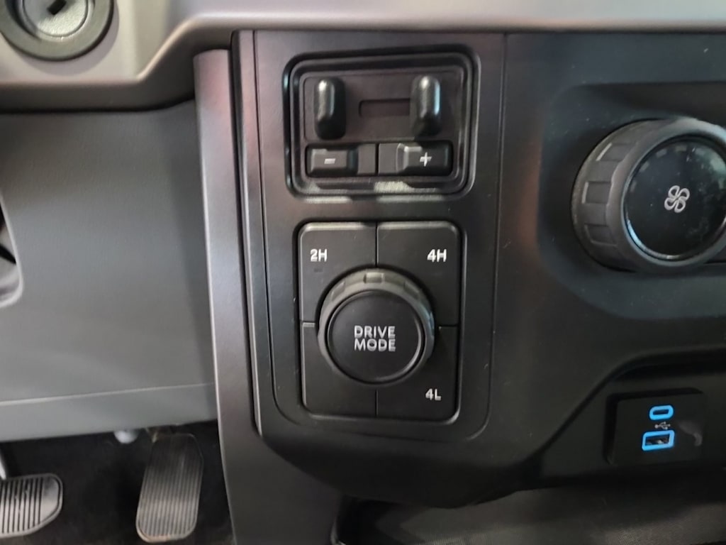 Thumbnail: 2022 Ford F-150 - 31