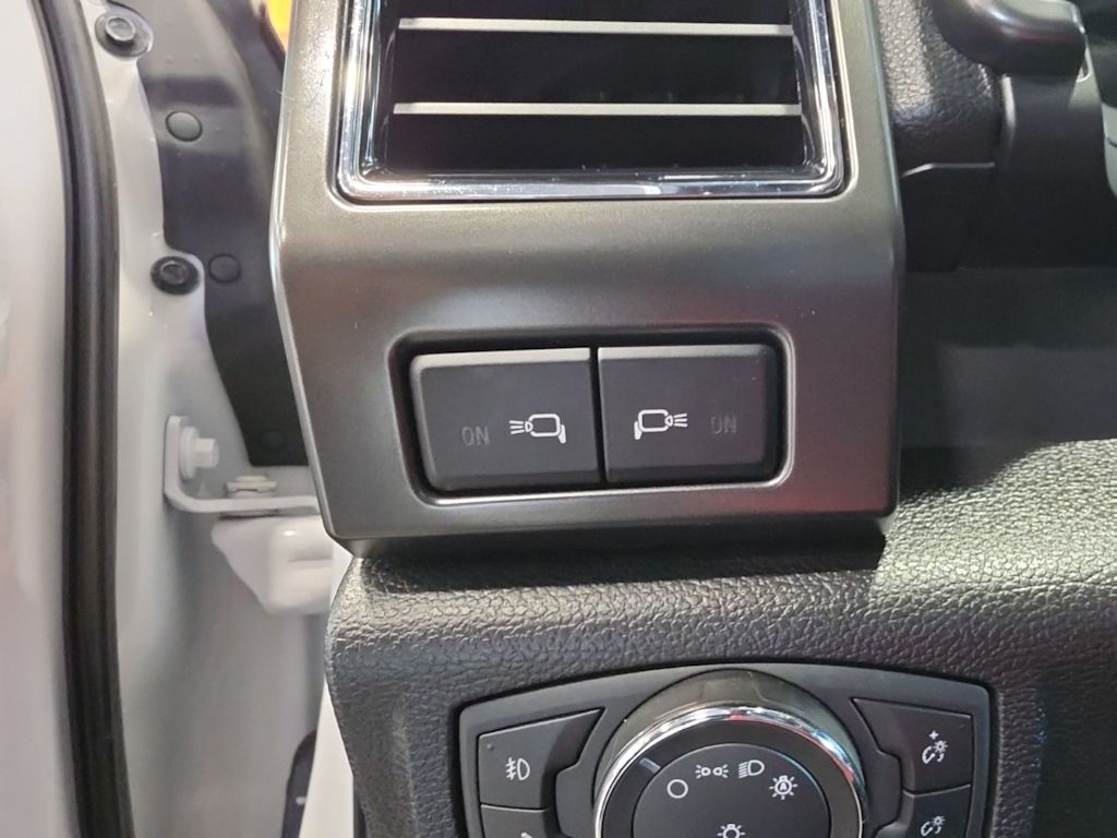Thumbnail: 2020 Ford F-150 - 30