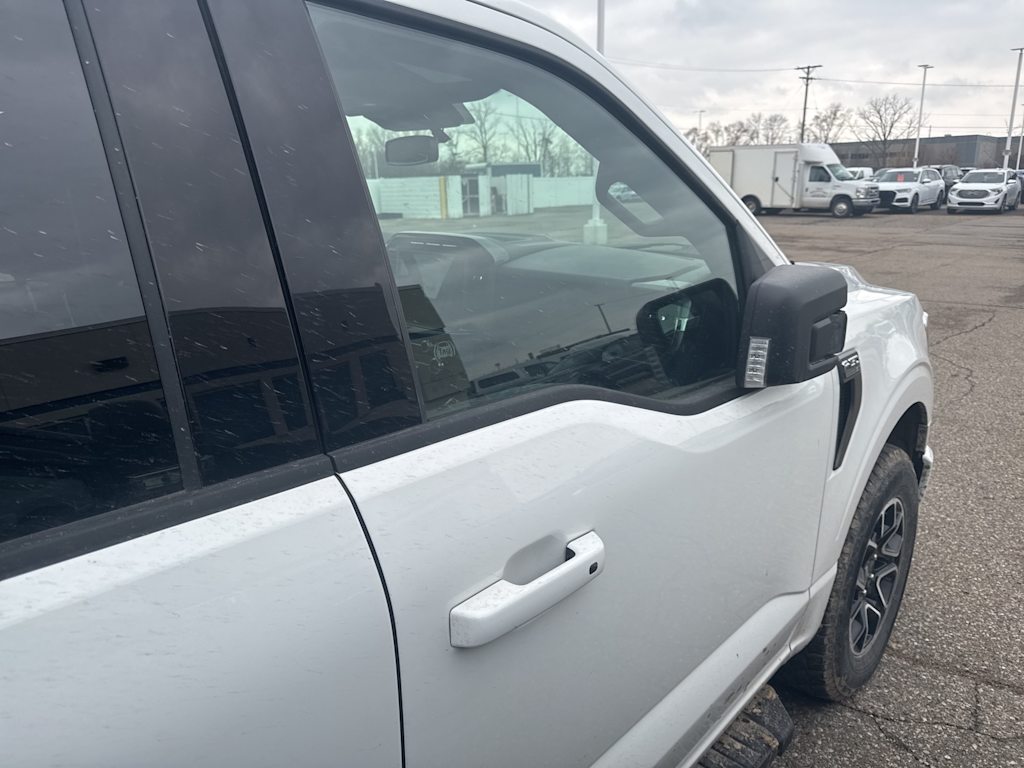 Thumbnail: 2022 Ford F-150 - 9