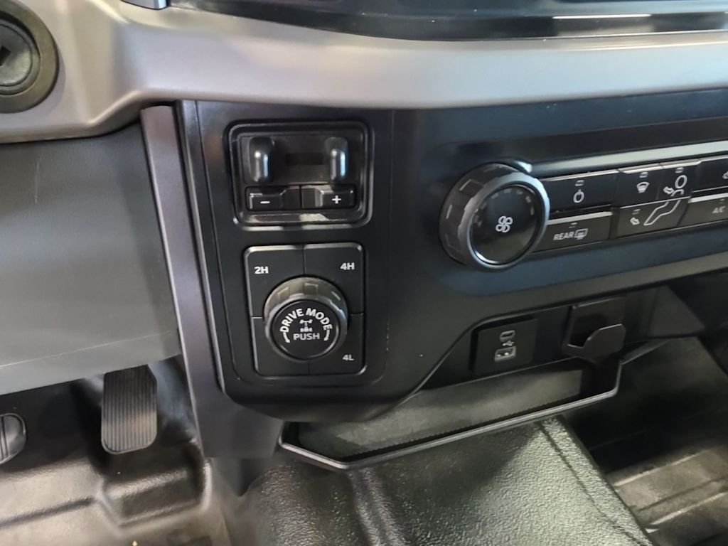 Thumbnail: 2023 Ford F-150 - 25