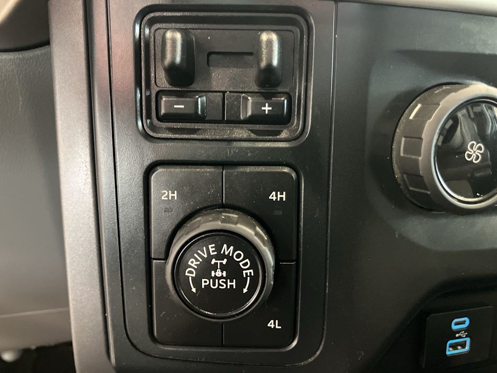 Thumbnail: 2022 Ford F-150 - 22