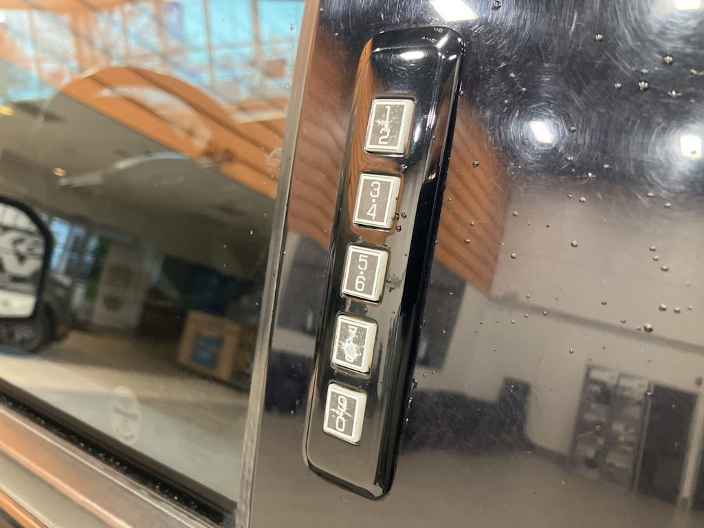 Thumbnail: 2019 Ford F-150 - 17