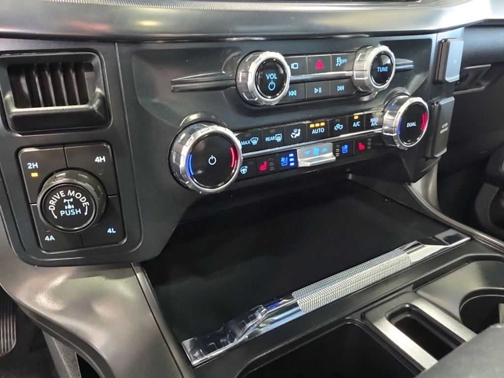 Thumbnail: 2025 Ford F-150 - 33