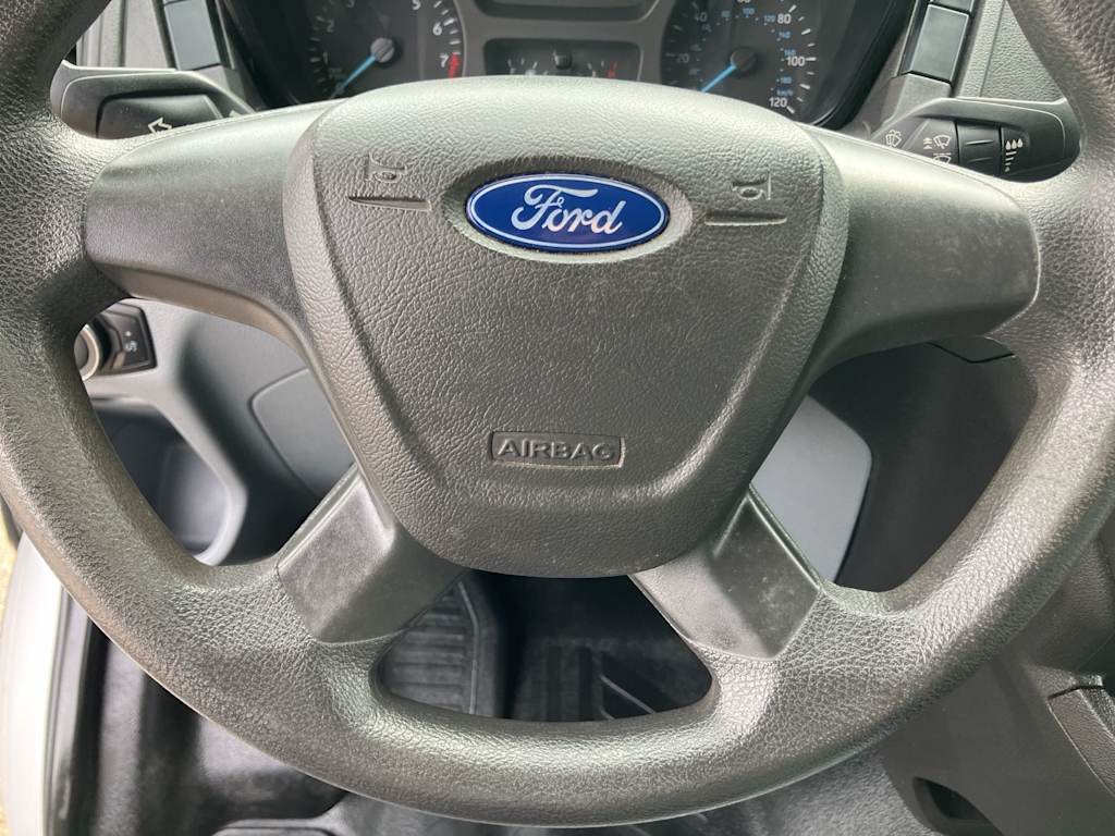 Thumbnail: 2017 Ford Transit Series - 20