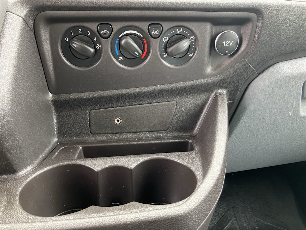 Thumbnail: 2017 Ford Transit Series - 22