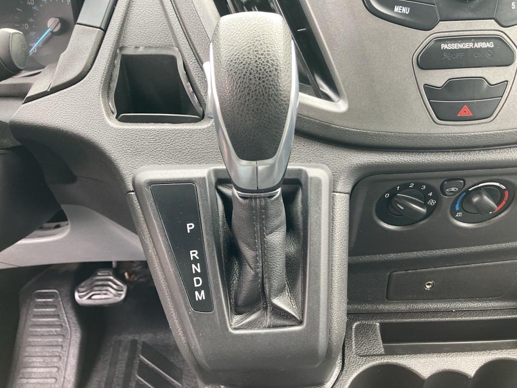 Thumbnail: 2017 Ford Transit Series - 11