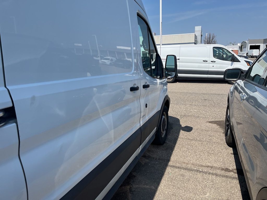 Thumbnail: 2017 Ford Transit Series - 26