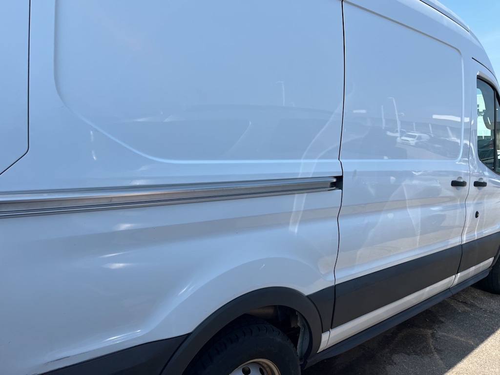 Thumbnail: 2017 Ford Transit Series - 5