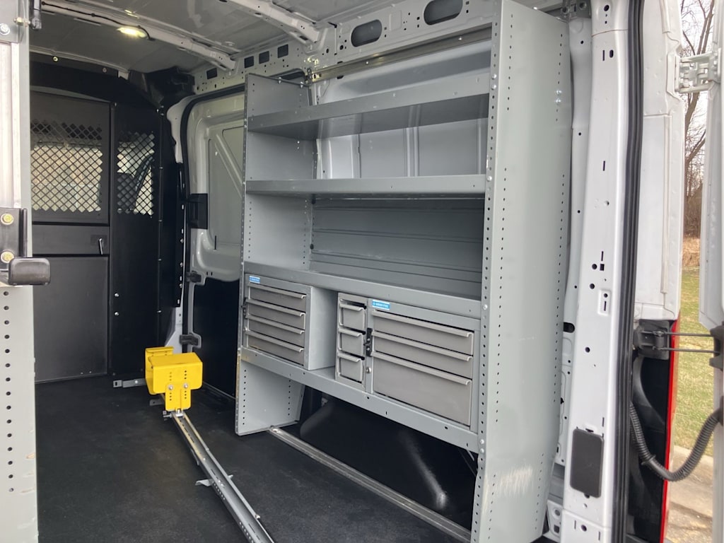 Thumbnail: 2017 Ford Transit Series - 39