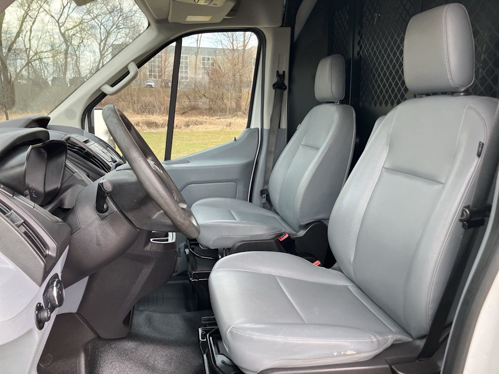 Thumbnail: 2017 Ford Transit Series - 7