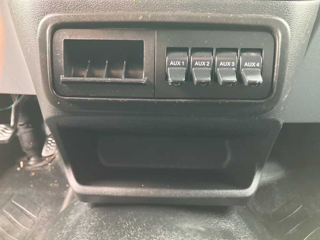 Thumbnail: 2017 Ford Transit Series - 34