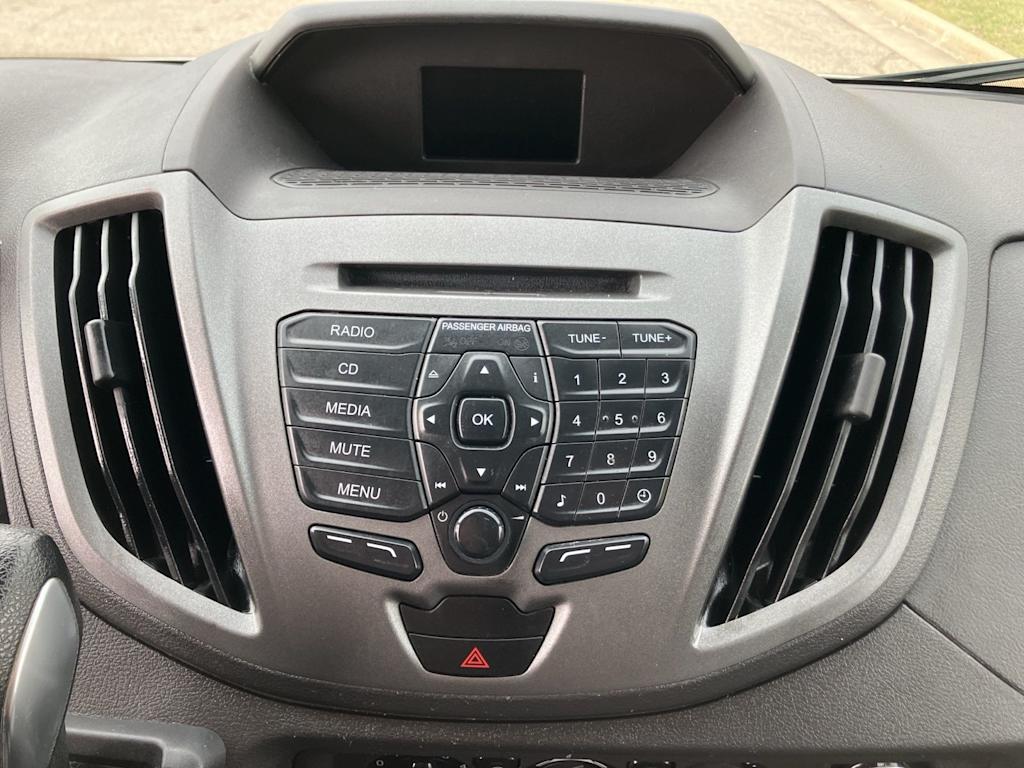 Thumbnail: 2017 Ford Transit Series - 10