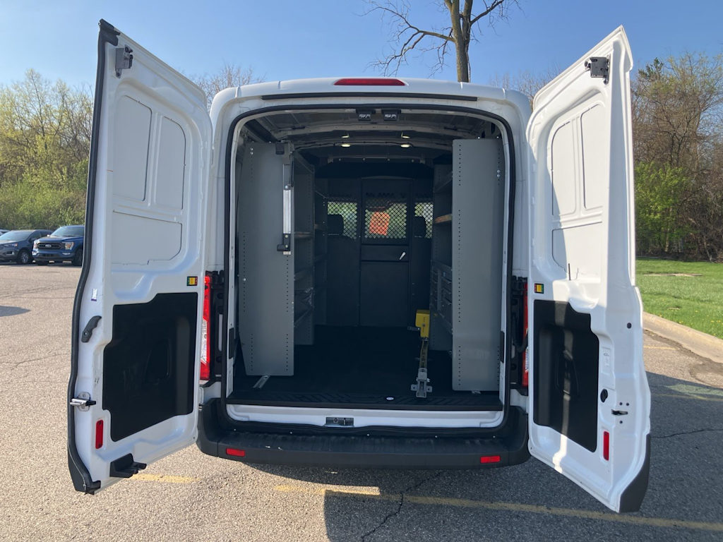 Thumbnail: 2017 Ford Transit Series - 27