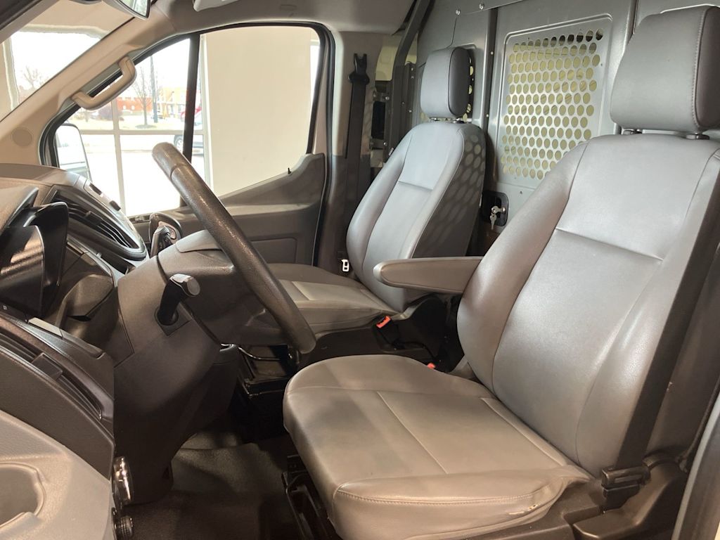 Thumbnail: 2017 Ford Transit Series - 7