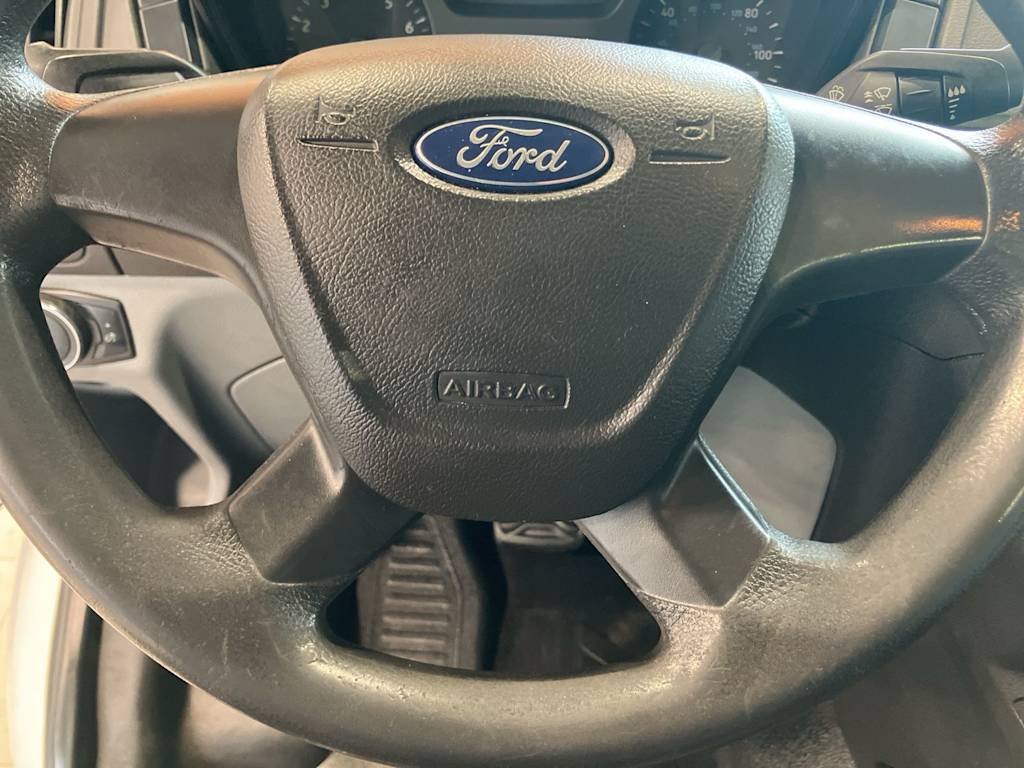 Thumbnail: 2017 Ford Transit Series - 18