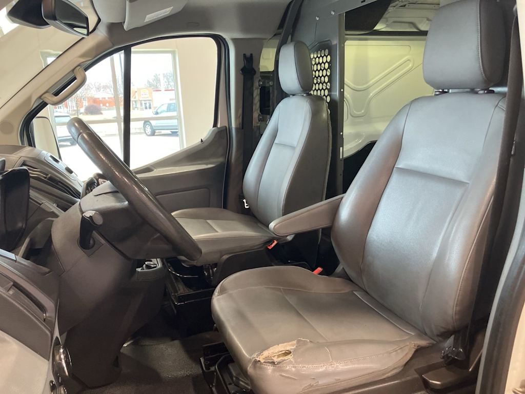 Thumbnail: 2017 Ford Transit Series - 8
