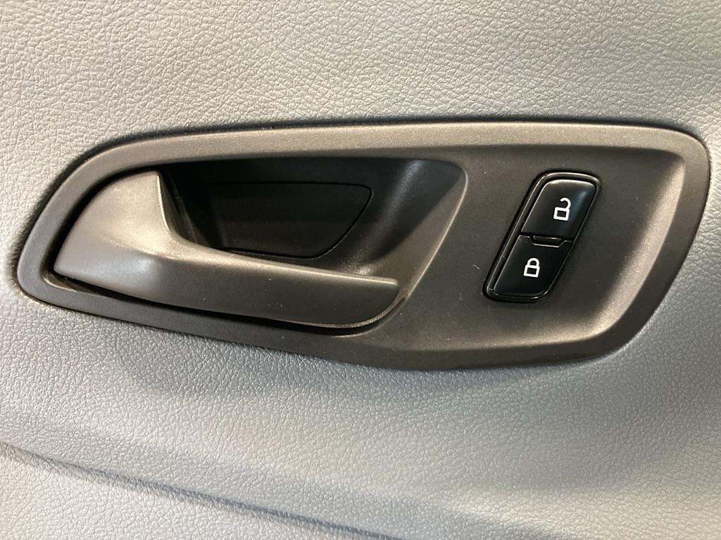 Thumbnail: 2017 Ford Transit Series - 12