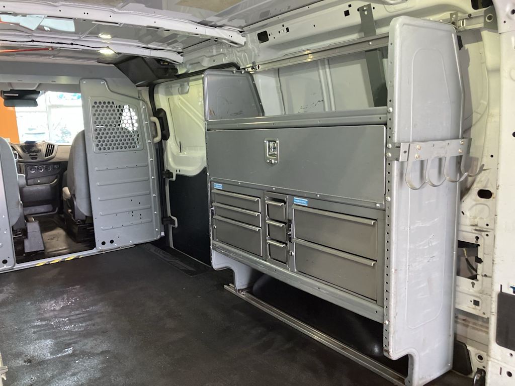 Thumbnail: 2017 Ford Transit Series - 23