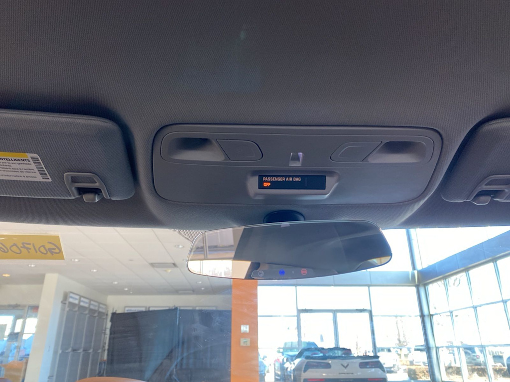 Thumbnail: 2016 Chevrolet Camaro - 19