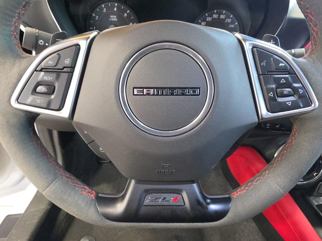 Thumbnail: 2020 Chevrolet Camaro - 28
