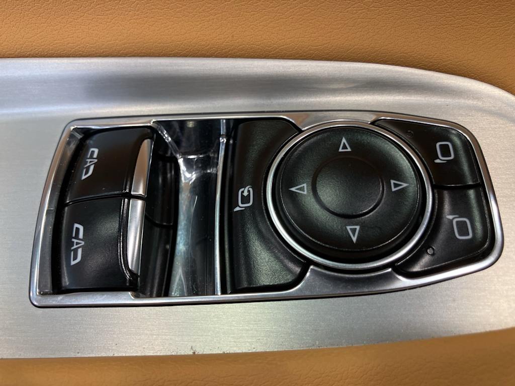 Thumbnail: 2023 Chevrolet Corvette - 20