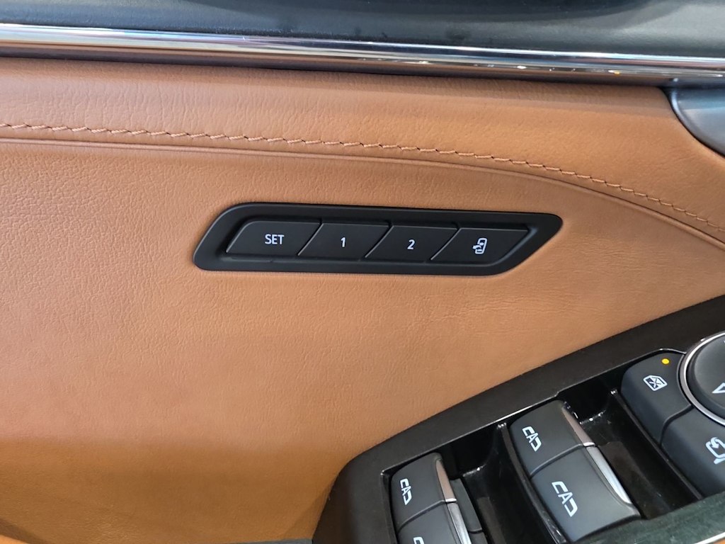 Thumbnail: 2023 Cadillac CT5 - 9