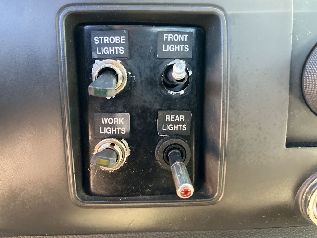 Thumbnail: 2011 Chevrolet Silverado 3500 - 20