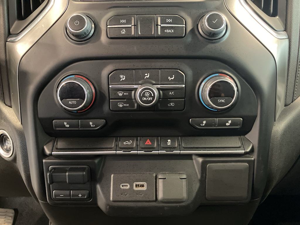 Thumbnail: 2021 Chevrolet Silverado 2500 - 21