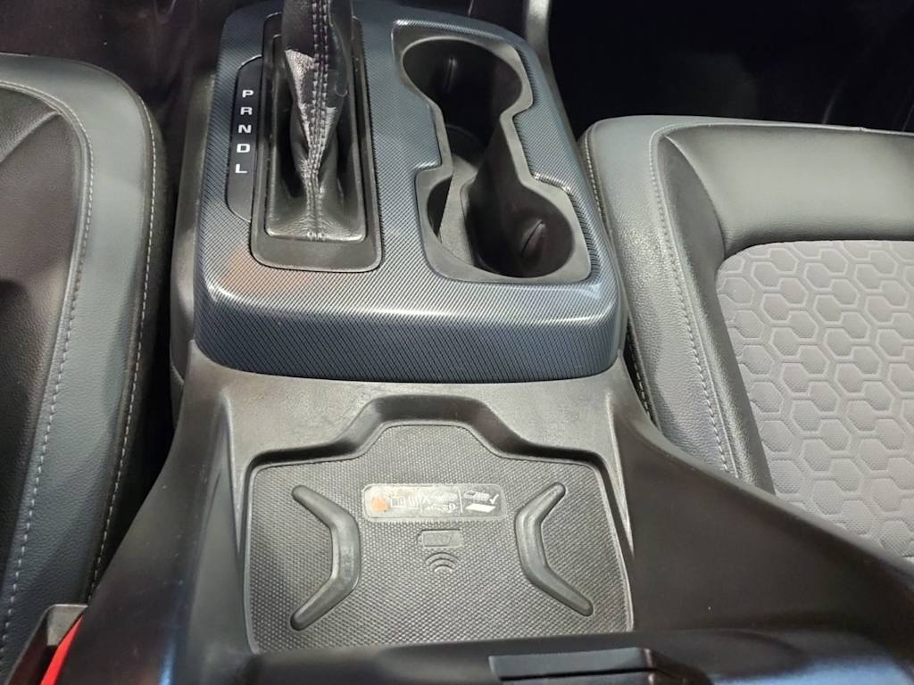 Thumbnail: 2022 Chevrolet Colorado - 9