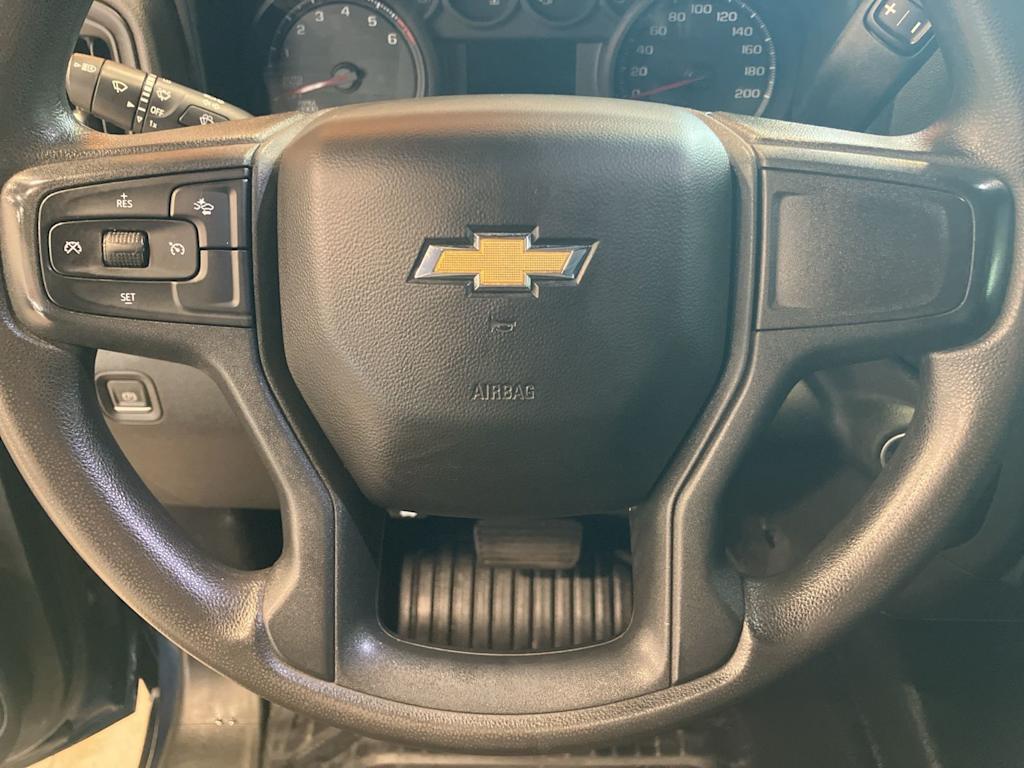 Thumbnail: 2022 Chevrolet Silverado 1500 - 19