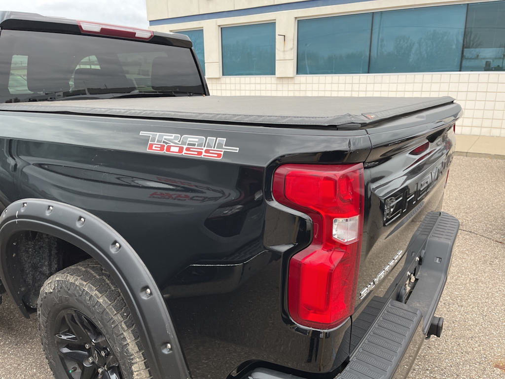 Thumbnail: 2021 Chevrolet Silverado 1500 - 15