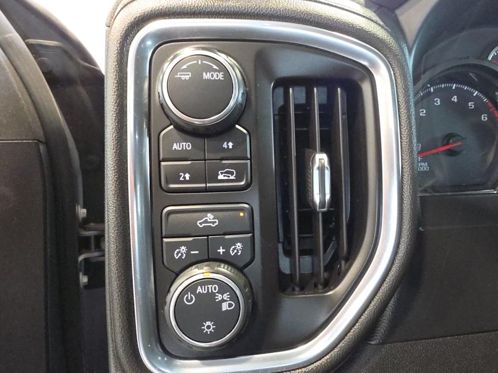 Thumbnail: 2020 Chevrolet Silverado 1500 - 20