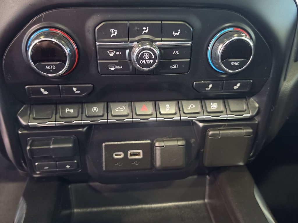 Thumbnail: 2020 Chevrolet Silverado 1500 - 31