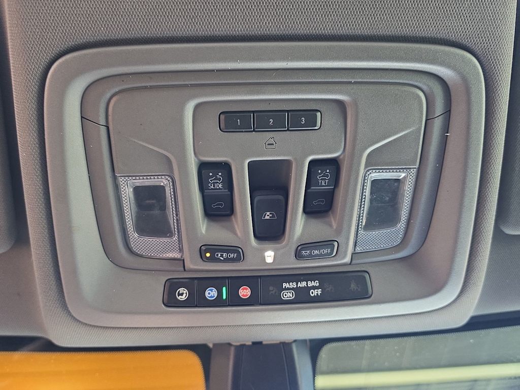 Thumbnail: 2020 Chevrolet Silverado 1500 - 33