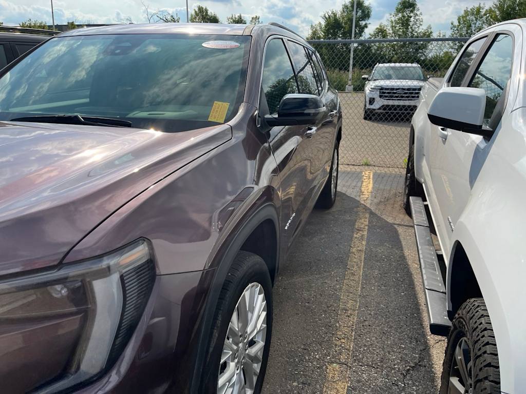 Thumbnail: 2024 GMC Acadia - 10