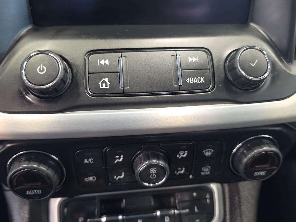 Thumbnail: 2021 GMC Acadia - 28