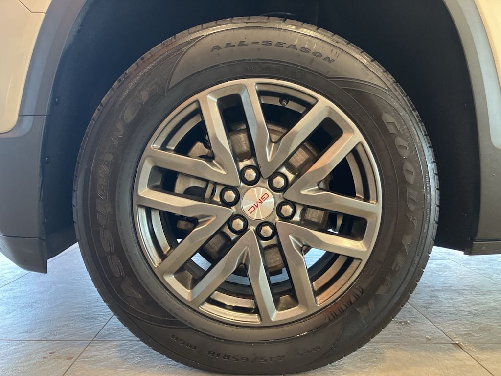 Thumbnail: 2017 GMC Acadia - 8