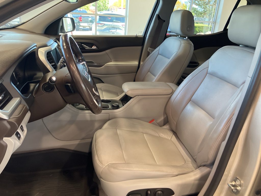 Thumbnail: 2017 GMC Acadia - 9