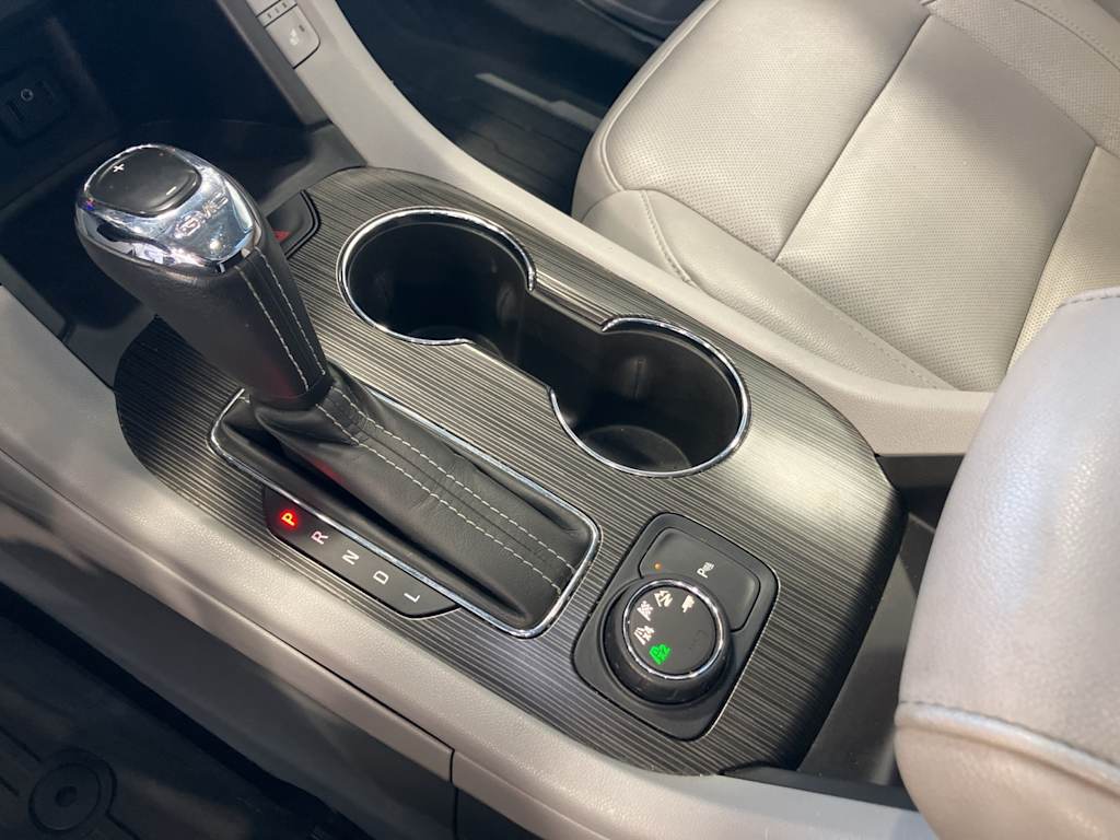 Thumbnail: 2017 GMC Acadia - 13