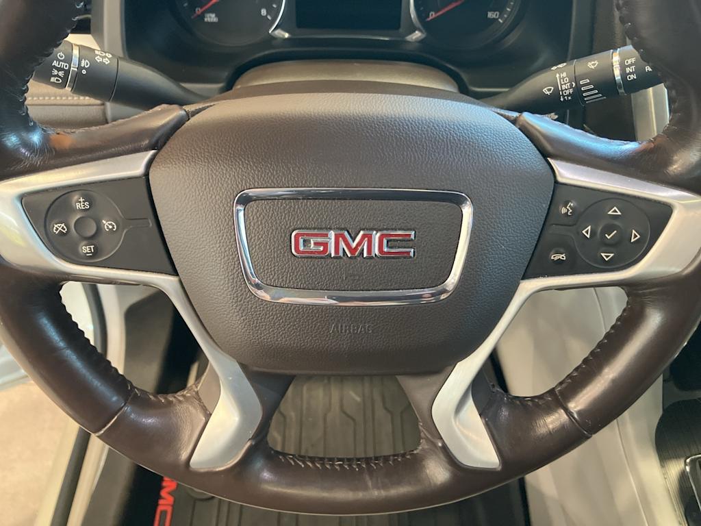 Thumbnail: 2017 GMC Acadia - 24