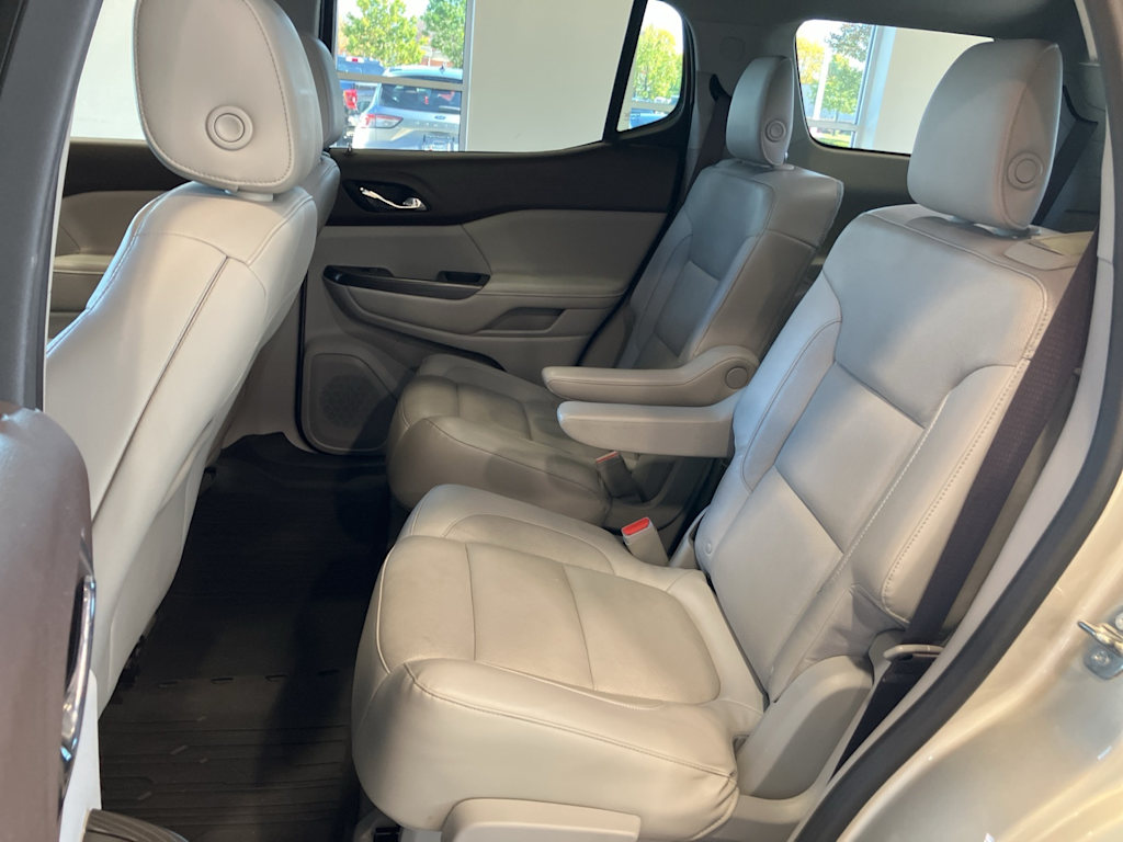 Thumbnail: 2017 GMC Acadia - 11