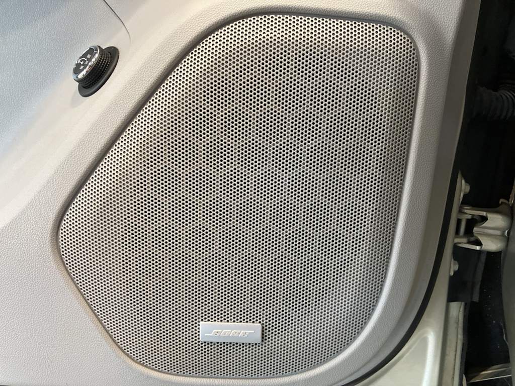 Thumbnail: 2017 GMC Acadia - 10