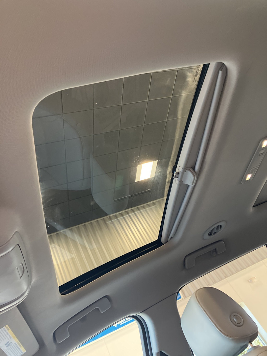 Thumbnail: 2017 GMC Acadia - 19