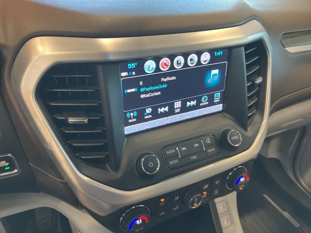 Thumbnail: 2017 GMC Acadia - 26