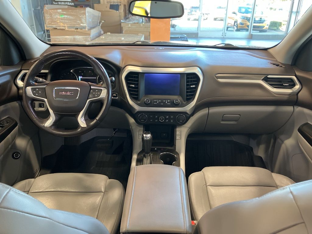 Thumbnail: 2017 GMC Acadia - 2