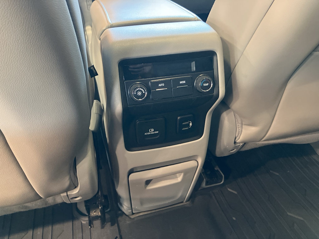 Thumbnail: 2017 GMC Acadia - 29